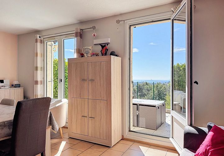 Villa in Vence, Alpes-Maritimes, Vence - € 365.000 | Ref: 87014713 - foto 1