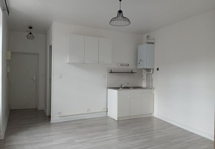Apartament a Riom, Puy-de-Dome, Riom - € 400/mes | Ref: DUFEDEF2 - foto 1