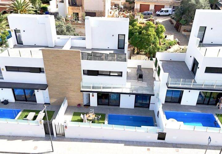 Villa i Villamartin, Alicante, Villamartin - € 434 950 | Ref: 779815 - foto 1