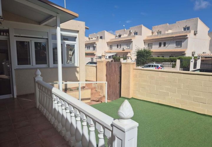 Rækkehus i Orihuela Costa, Alicante, Orihuela Costa - € 239.000 | Ref: SMBOC2828 - foto 1