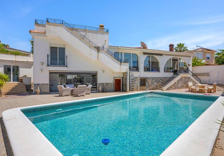 Villa i Ciudad Quesada, Alicante, Ciudad Quesada - € 750 000 | Ref: SLP2786 - foto 1