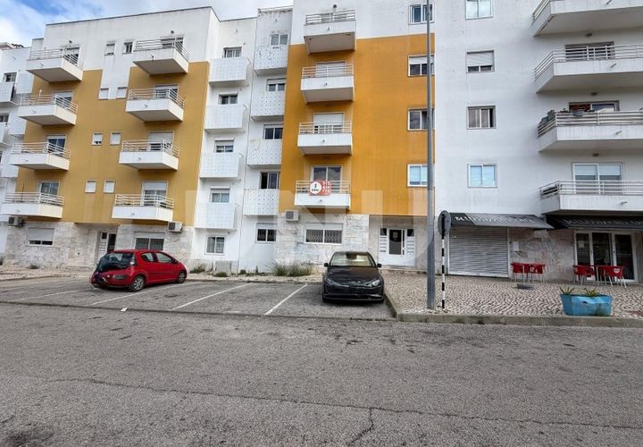 Apartament a Amora, Setubal, Amora - € 360.000 | Ref: UNU.I.1475.19406 - foto 1