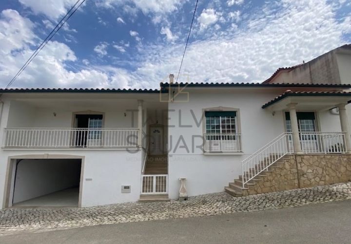 Villa i Batalha, Leiria, Batalha - € 275.000 | Ref: 2053 - foto 1