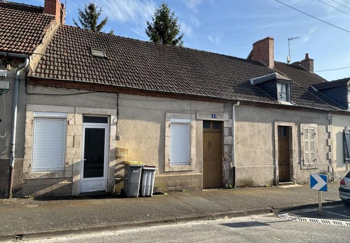 Villa en Commentry, Allier, Commentry - € 70.000 | Ref: 85215 - photo 1