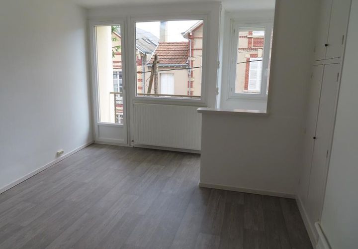 Apartament a Chartres, Eure-et-Loir, Chartres - € 550/mes | Ref: 665706 - foto 1