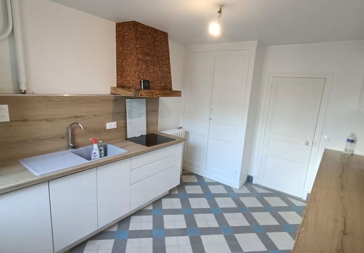 Villa a Sens, Yonne, Sens - € 930/mes | Ref: 877805 - foto 1