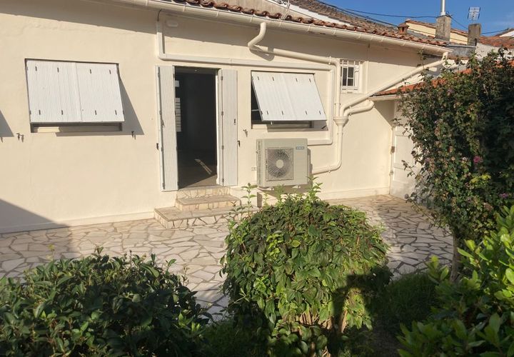 Villa a Bordeaux, Gironde, Bordeaux - € 1.260/mes | Ref: 877295 - foto 1
