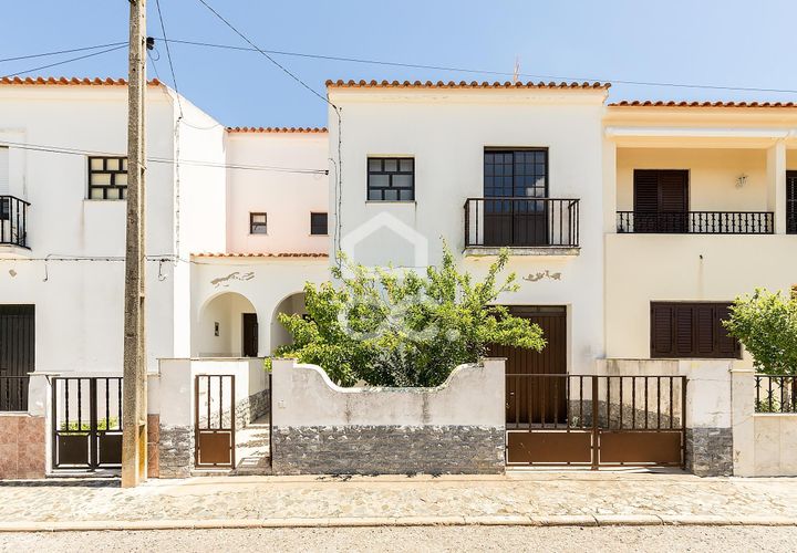 Villa a Moura, Beja, Moura - € 240.000 | Ref: 318/M/03833 - foto 1