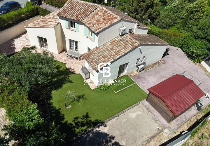 Villa i Saint-Raphaël, Var, Saint-Raphaël - € 690.000 | Ref: 87013837 - foto 1