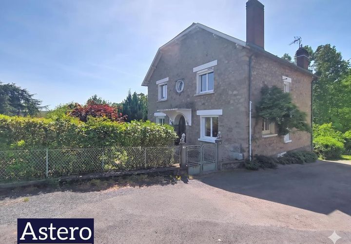 Villa a Vignols, Correze, Vignols - € 285.000 | Ref: getkey_u_529777652 - foto 1