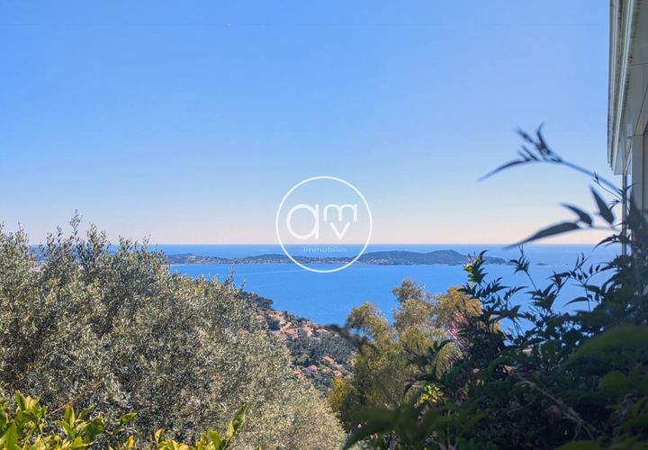 Villa a Carqueiranne, Var, Carqueiranne - € 950.000 | Ref: getkey_u_529600718 - foto 1