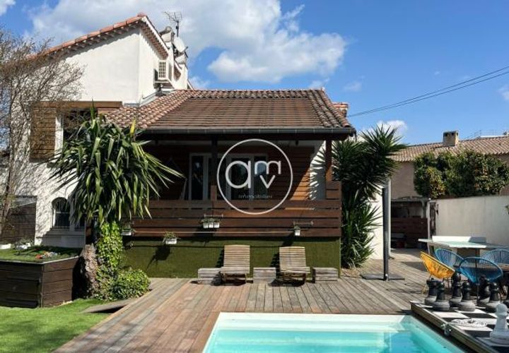 Villa i Toulon, Var, Toulon - € 599.000 | Ref: getkey_u_529601687 - foto 1
