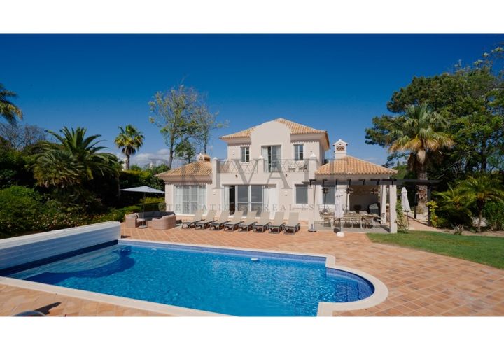 Villa a Almancil, Faro, Almancil - € 15.000/mes | Ref: CAS_833 - foto 1