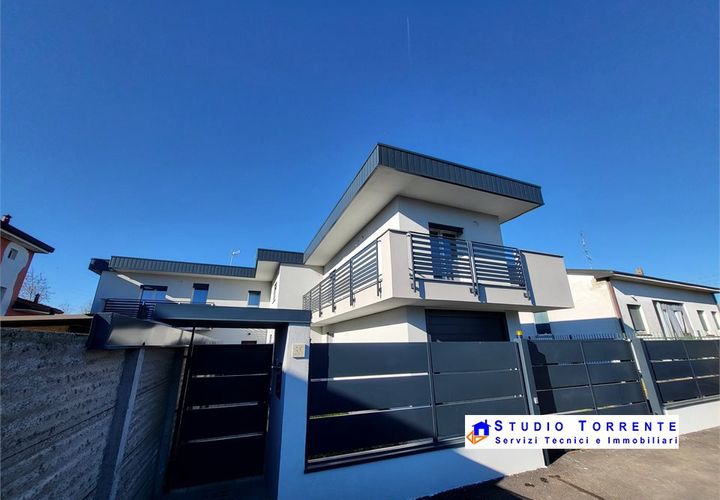 Villa i Seveso, Monza and Brianza, Seveso - € 379.000 | Ref: seve395 - foto 1