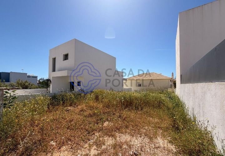 Helårsgrund i Faro, Faro, Faro - € 760.000 | Ref: 1127271 - foto 1