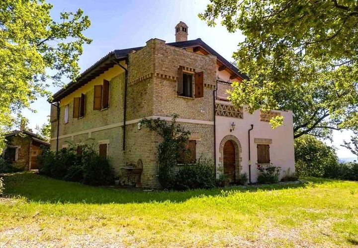 Villa a Penne, Pescara, Penne - € 550.000 | Ref: EL1162-1171502 - foto 1