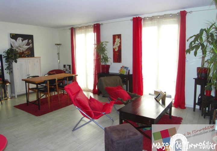Apartament a Cognac, Charente, Cognac - € 584/mes | Ref: 160054552 - foto 1