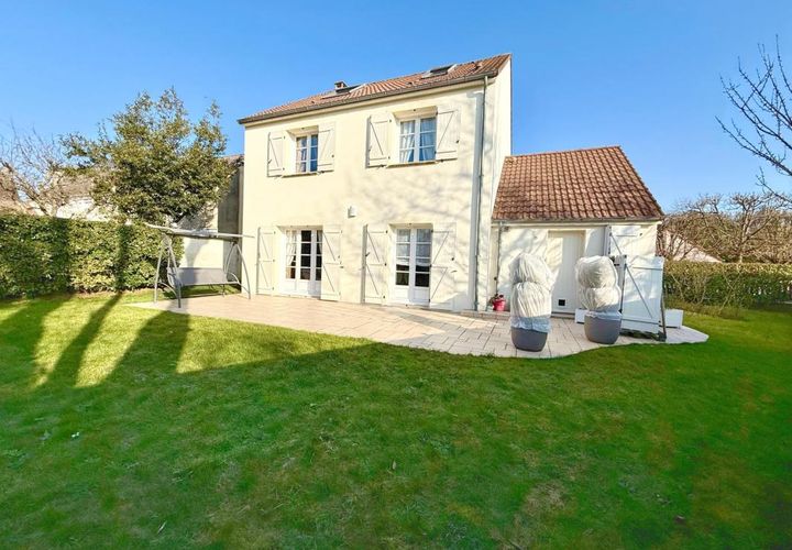 Villa i Nandy, Seine-et-Marne, Nandy - € 399.000 | Ref: 203535 - foto 1