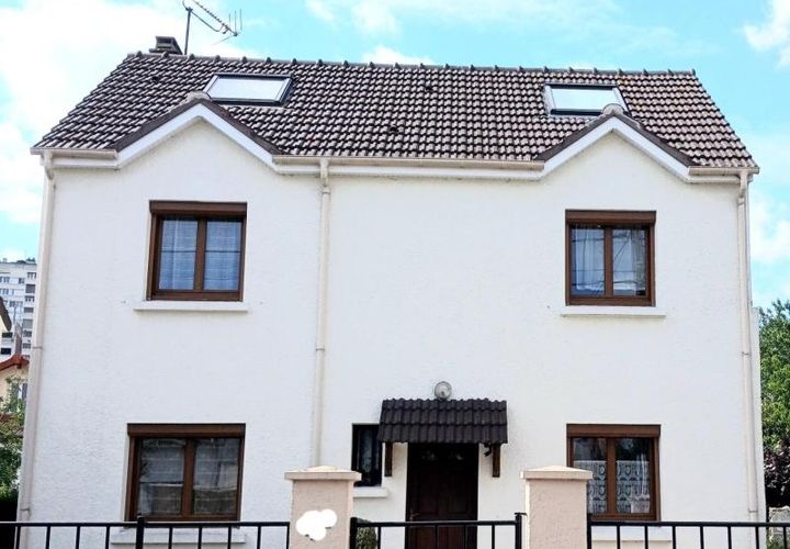 Bungalou a Bondy, Seine-Saint-Denis, Bondy - € 395.000 | Ref: 203703 - foto 1