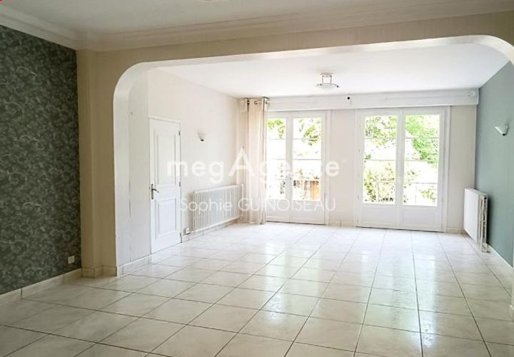 Villa a Cholet, Maine-et-Loire, Cholet - € 219.000 | Ref: 203342 - foto 1