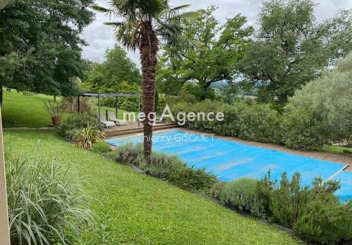 Villa a Mirambeau, Charente-Maritime, Mirambeau - € 316.000 | Ref: 203441 - foto 1