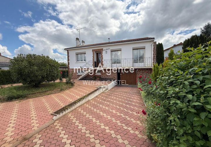 Villa i Chantonnay, Vendee, Chantonnay - € 185.900 | Ref: 203484 - foto 1