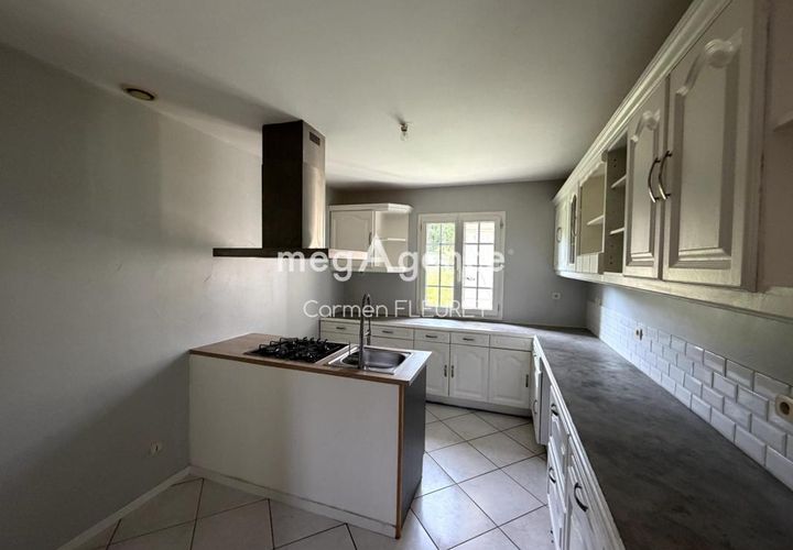 Landejendom i Roussines, Indre, Roussines - € 141.000 | Ref: 203518 - foto 1