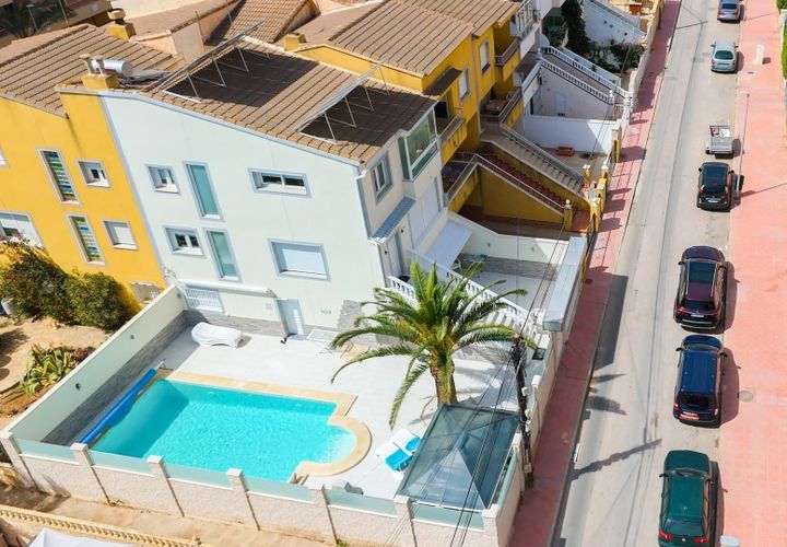 Byhus i Torrevieja, Alicante, Torrevieja - € 529.000 | Ref: AC18-3444/11012 - foto 1