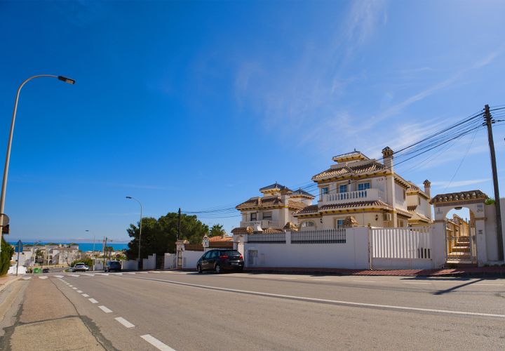 Villa a Torrevieja, Alicante, Torrevieja - € 429.000 | Ref: FBU20864 - foto 1