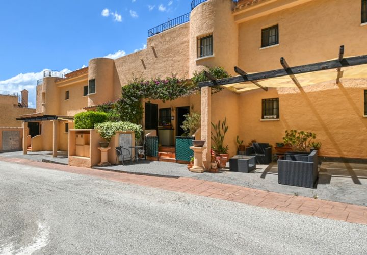 Reihenhaus in Benitachell, Alicante, Benitachell - € 350.000 | Ref: HHM-E-TM1038 - Foto 1