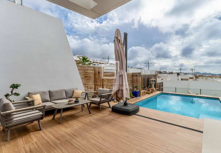 Villa i Finestrat, Alicante, Finestrat - € 585.000 | Ref: ALT69205 - foto 1
