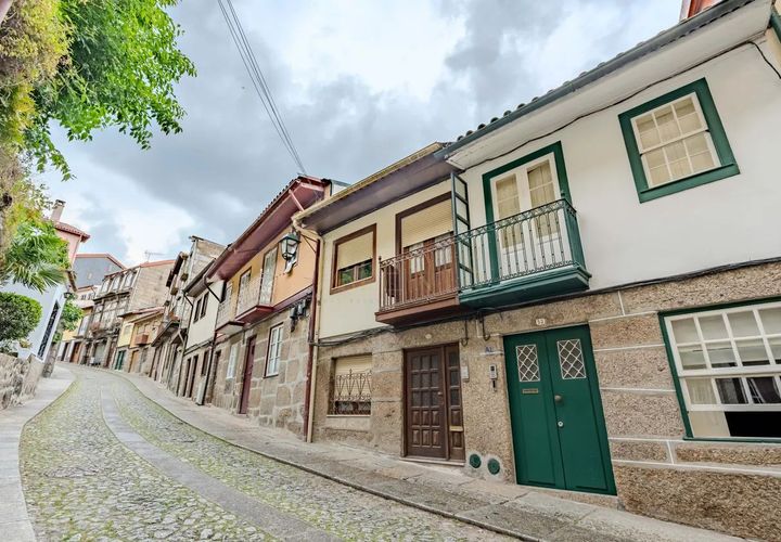 Byhus i Guimaraes, Braga, Guimaraes - € 289.000 | Ref: MOR-00007 - foto 1