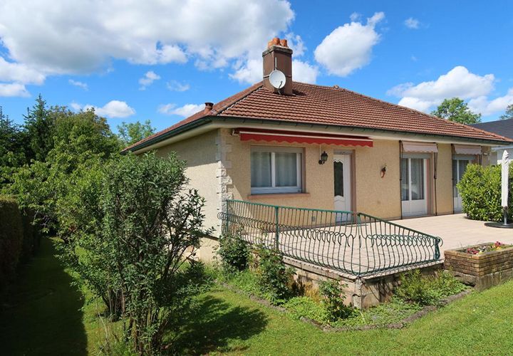 Landsbyhus i Besancon, Doubs, Besancon - € 250.000 | Ref: 685-BES - foto 1