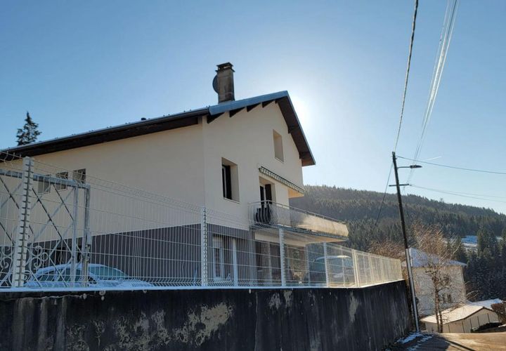 Villa a Oyonnax, Ain, Oyonnax - € 325.500 | Ref: 986ACo-SUI - foto 1