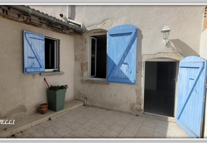 Landsbyhus i Astaffort, Lot-et-Garonne, Astaffort - € 145.000 | Ref: 340934783060 - foto 1
