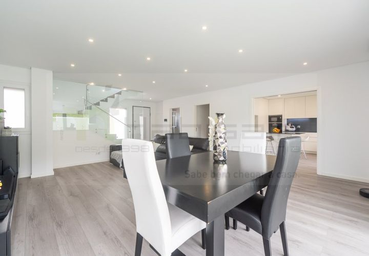 Villa i Odivelas, Lisbon, Odivelas - € 760.000 | Ref: M3398 - foto 1