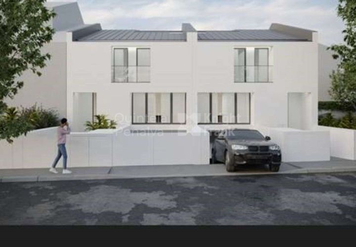Helårsgrund i Senhora da Hora, Porto, Senhora da Hora - € 310.000 | Ref: PROP-027959 - foto 1