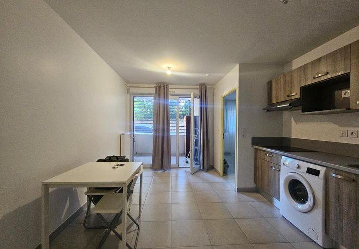 Lejlighed i Marseille, Bouches-du-Rhone, Marseille - € 140.000 | Ref: BLTP-YF4-Z66 - foto 1