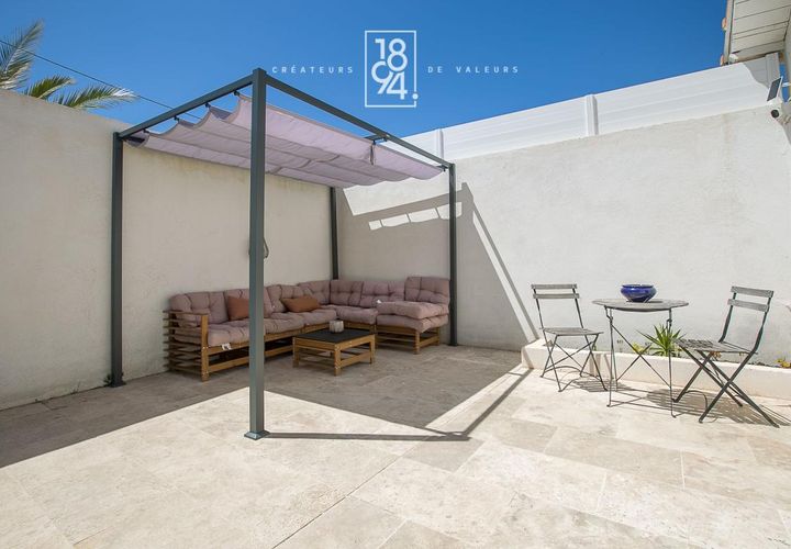 Villa i Marseille, Bouches-du-Rhone, Marseille - € 195.000 | Ref: VZ6T-D0S-AW8 - foto 1