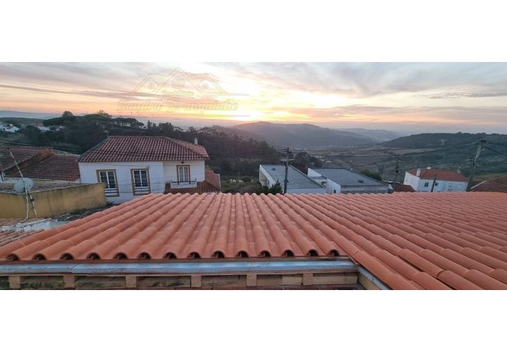 Villa a Matacaes, Lisbon, Matacaes - € 255.000 | Ref: CAS_446 - foto 1