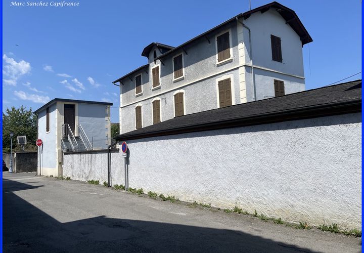 Landsbyhus i Pau, Pyrenees-Atlantiques, Pau - € 131.000 | Ref: 340934372446 - foto 1