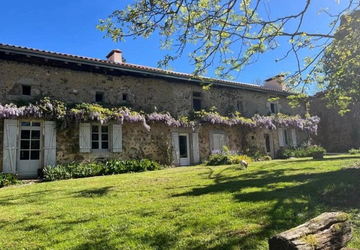 Villa i Mazerolles, Charente, Mazerolles - € 477.000 | Ref: BVI85272 - foto 1