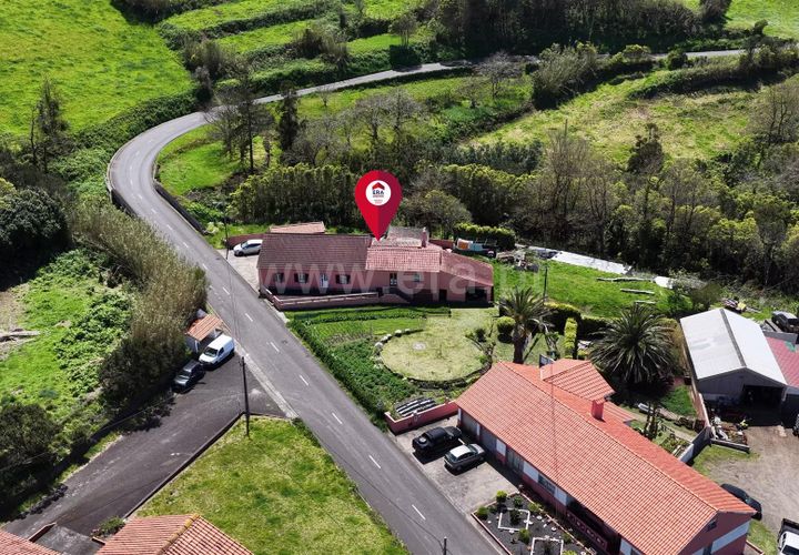 Villa i Horta, Faial, Horta - € 180.000 | Ref: 374260108 - foto 1
