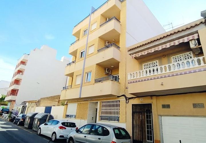 Leilighet i Torrevieja, Alicante, Torrevieja - € 140 000 | Ref: MLSC2492208 - foto 1