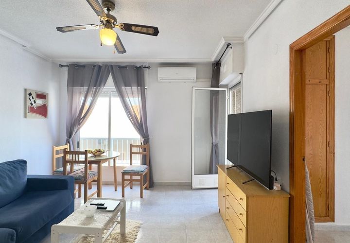 Leilighet i Torrevieja, Alicante, Torrevieja - € 141 900 | Ref: MLSC535206 - foto 1