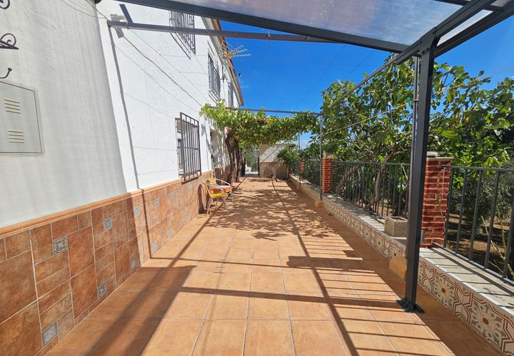 Landejendom i Granada, Granada, Granada - € 240.000 | Ref: 860034 - foto 1