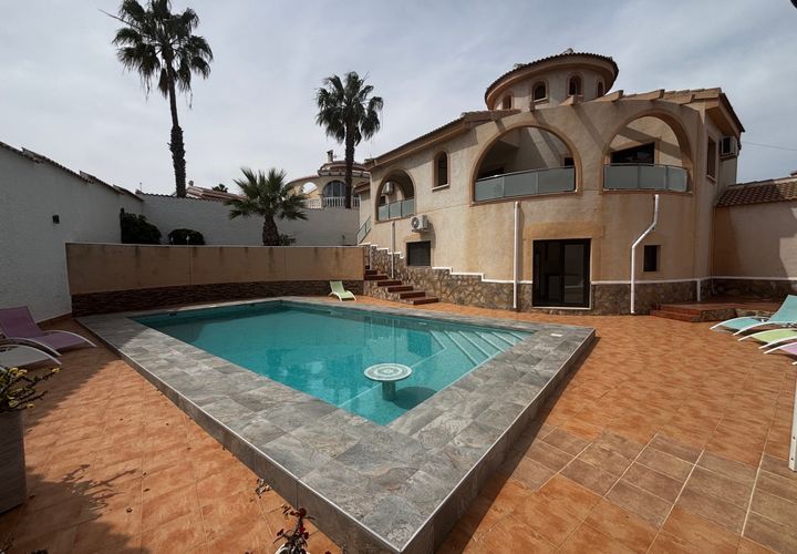 Villa a Ciudad Quesada, Alicante, Ciudad Quesada - € 665.000 | Ref: BC404 - foto 1
