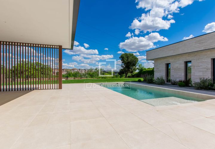 Villa i Boadilla Del Monte, Madrid, Boadilla Del Monte - € 4 300 000 | Ref: POZ69460 - foto 1