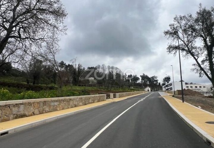 Helårsgrund i Ponte de Lima, Viana do Castelo, Ponte de Lima - € 145.500 | Ref: ZMPT588107 - foto 1