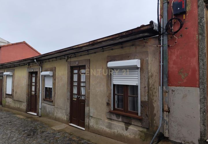 Villa i Gondomar, Porto, Gondomar - € 70.000 | Ref: C0272-02712 - foto 1